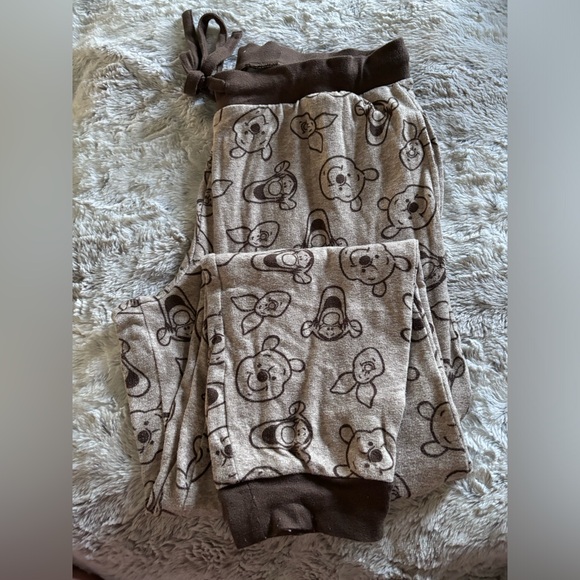 🍯Disney Costco Winnie the Pooh Womens Cozy Pajamas Set - Picture 4 of 6